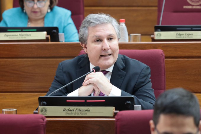 «Se evidenció la falta de argumentos» para desaforar a Abdo Benítez, señalan