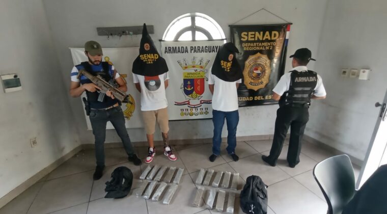 Caen jóvenes con bolsos repletos de droga en CDE