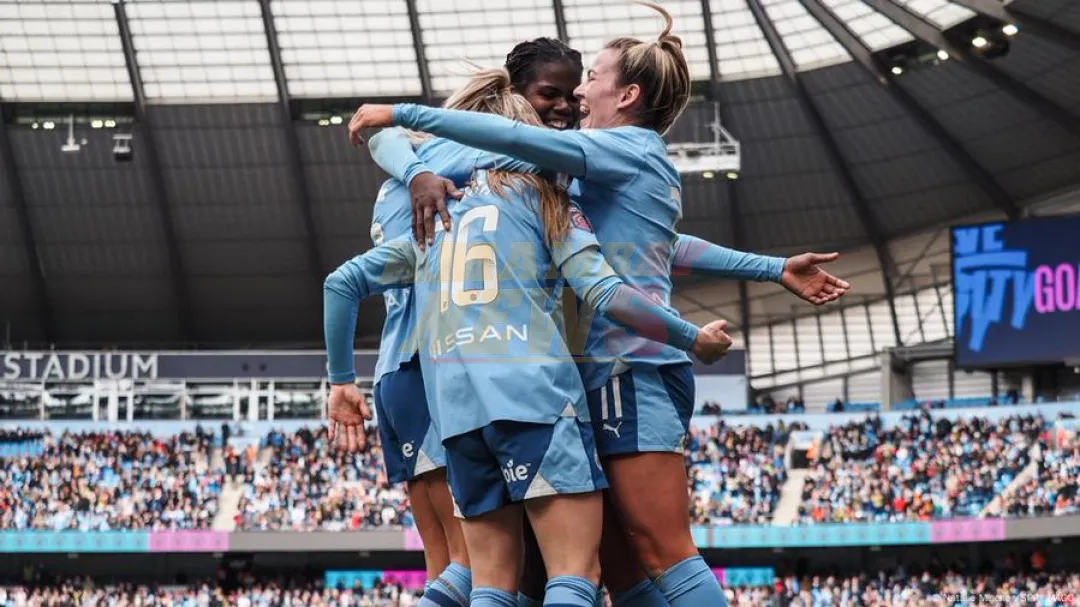 Inglaterra: prohíben a mujeres trans jugar fútbol femenino