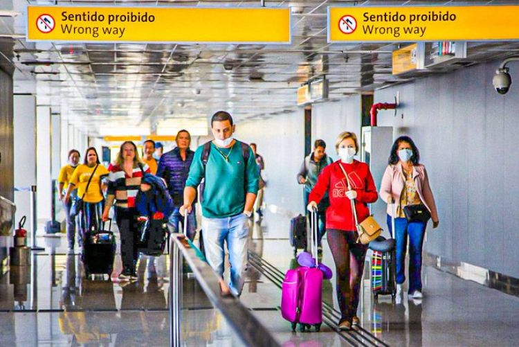 Brasil tiene 86 mil muertes y 2.3 millones de infectados con coronavirus