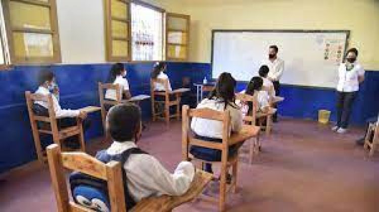 Mañana reinician las clases a nivel país