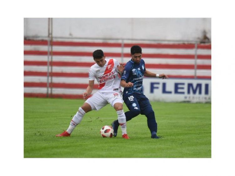 River remonta y derrota a Guaireña