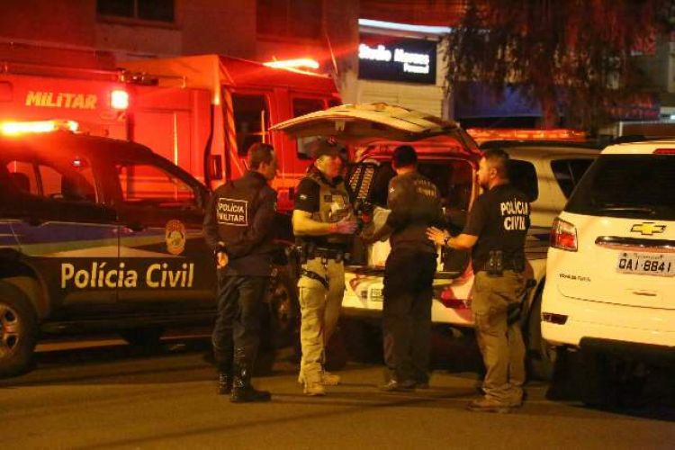 Muere en enfrentamiento bandido que mató a agentes de policía en Campo Grande - Brasil