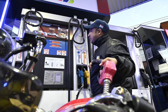 Petropar bajaría precio del combustible recién en octubre