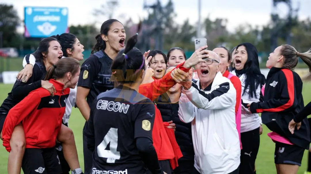 Libertad reina en el fútbol femenino