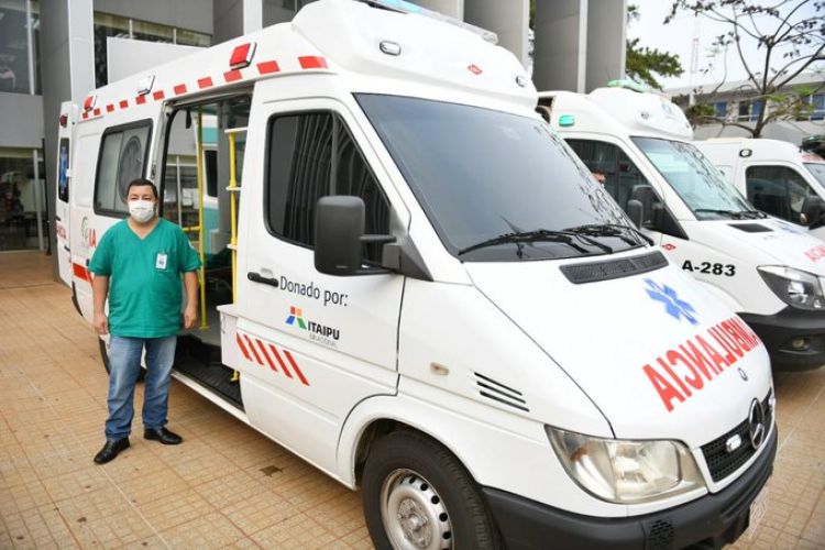 Jóvenes organizan torneos de fútbol para comprar ambulancia en Quiindy