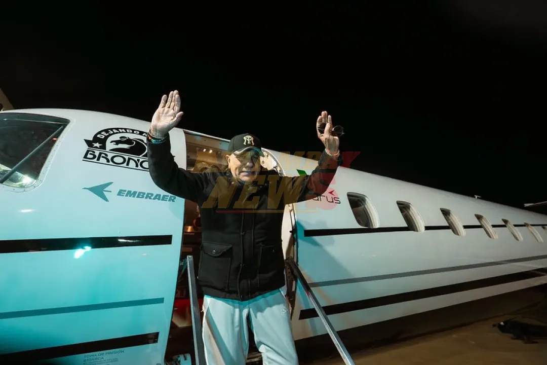 ¡Bronco arribó al país para reencontrarse con sus fans este sábado!