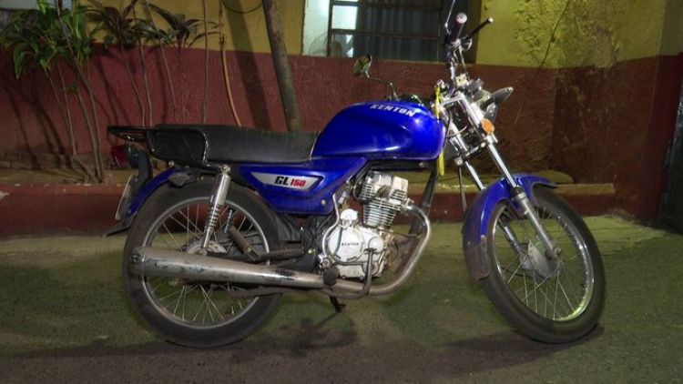Fue a denunciar un robo y quedó detenido por violencia familiar
