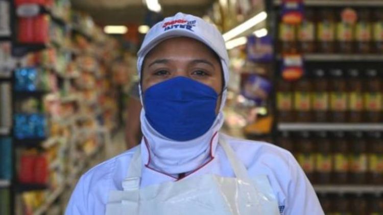 Cuando el coronavirus no agrede al cuerpo, golpea al bolsillo: 90.000 empleados sin trabajar y sin sueldo