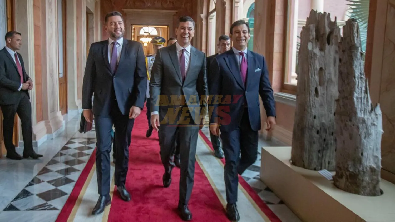 Beto sugiere que Santi debe hacer cambios y analizar jefatura de Gabinete