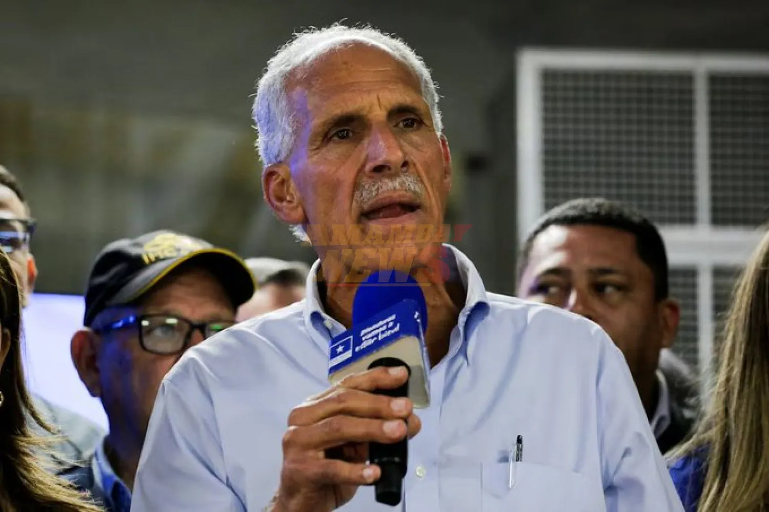 Nasry Asfura lidera el conteo con una leve ventaja en las elecciones presidenciales de Honduras