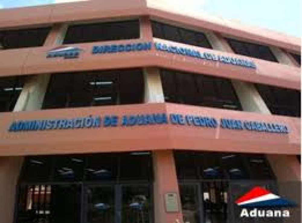 Aduanas repite una nueva caída en la recaudación