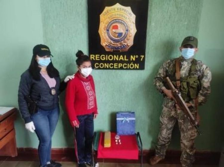 Joven madre cae con drogas en Concepción