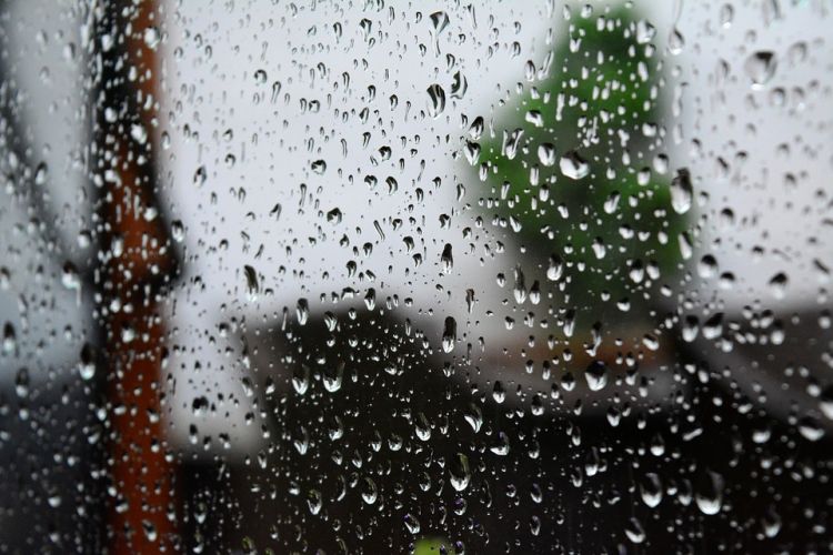 Clima húmedo y con lluvias se pronostica para este martes