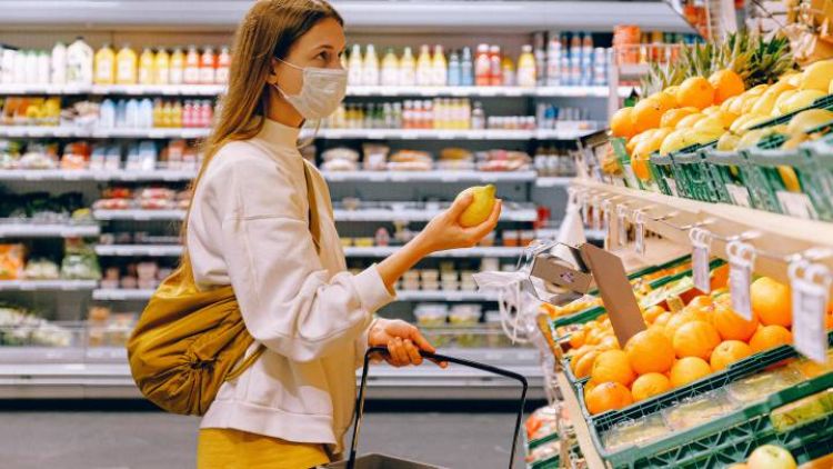 Afirman que supermercados que abren las 24 horas serán los mas afectados por restricción horaria