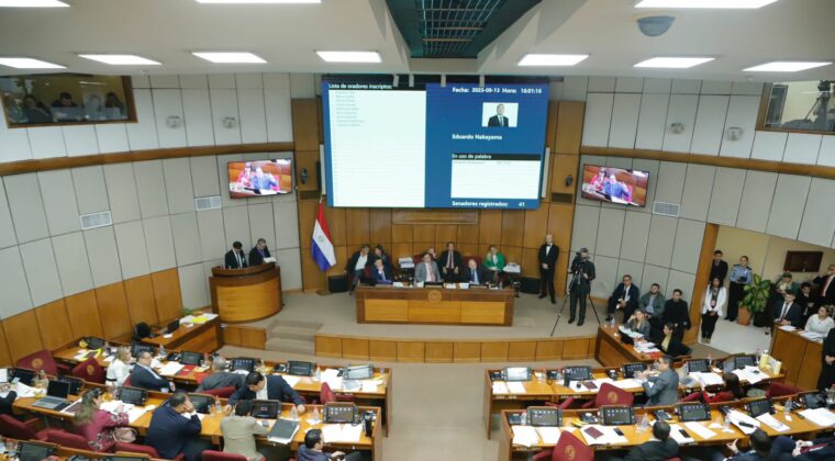 Senado mantiene su día de sesión, pero cambia el horario