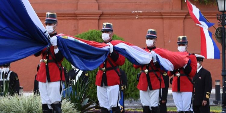 ¿Por qué los casos de Covid-19 no han estallado en Paraguay?