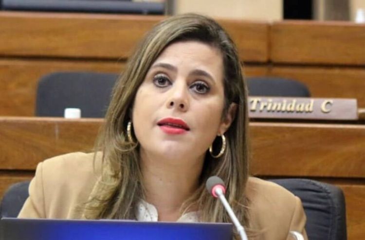 Piden al presidente encabezar reforma de la Policía y postura clara sobre juicio político