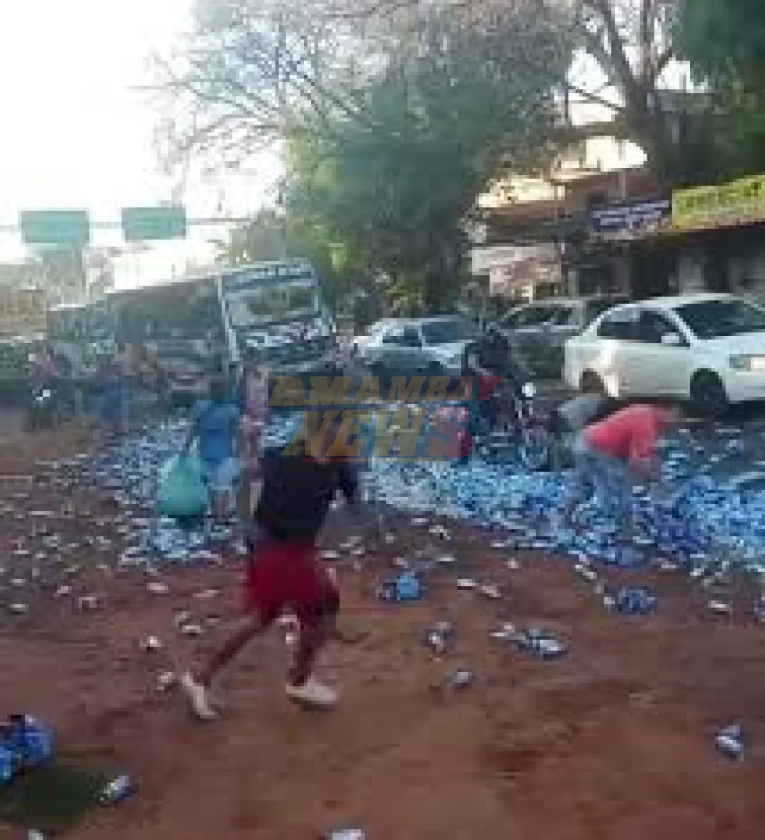 ¡Descontrol en Capiatá!: volcó camión repartidor de cervezas, avivados rapiñaron la carga