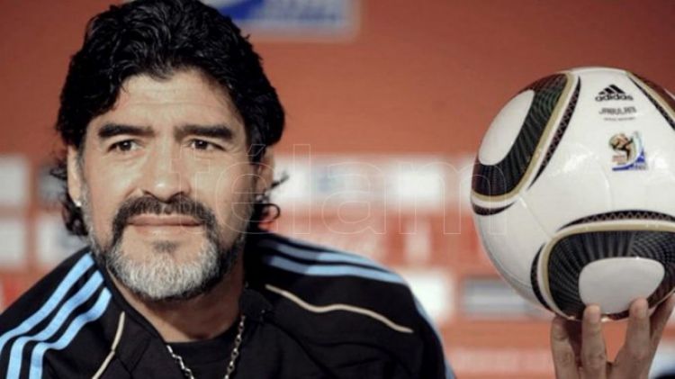 Indagan al coordinador de enfermeros contratados para cuidar a Maradona