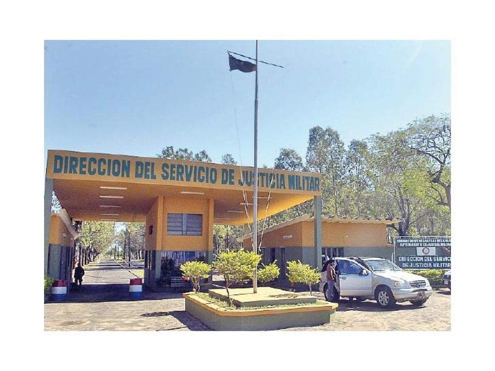 Militares denuncian maltratos y humillaciones en Viñas Cué