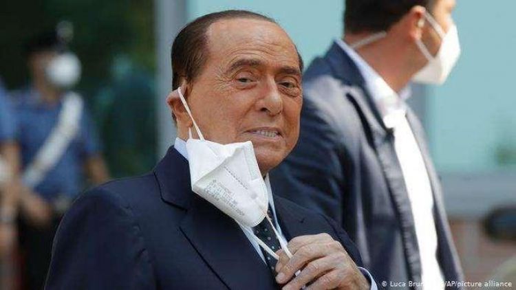 Hospitalizan de nuevo a Silvio Berlusconi en Milán