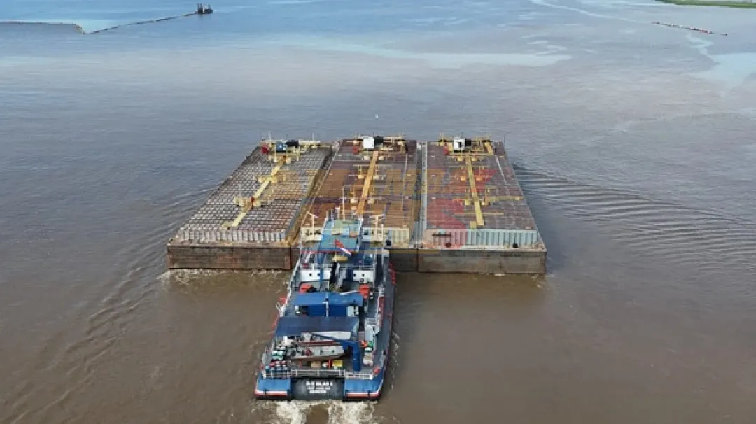Crisis naviera: 400 embarcaciones varadas en paso Bermejo