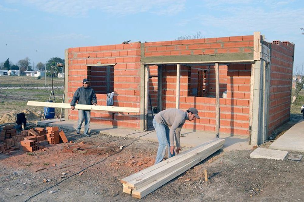Cero construcción de viviendas sociales a partir de marzo del próximo año