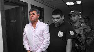 Ratifican prisión de presunta testaferro de Pavão