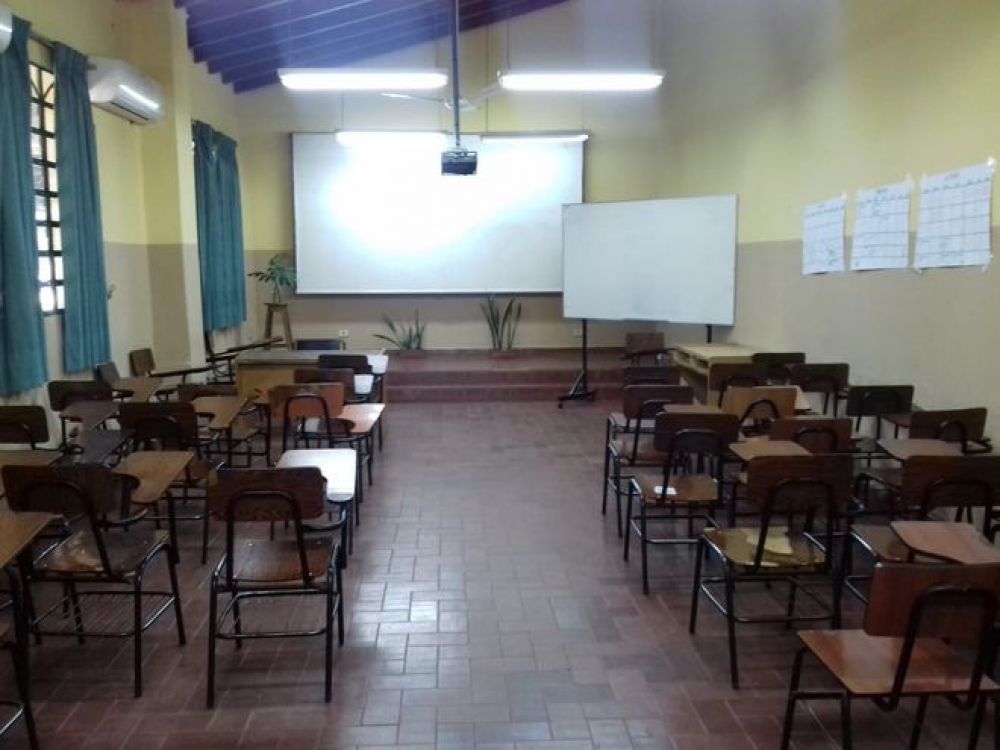 Paro en UNA afecta a más de 55.000 estudiantes