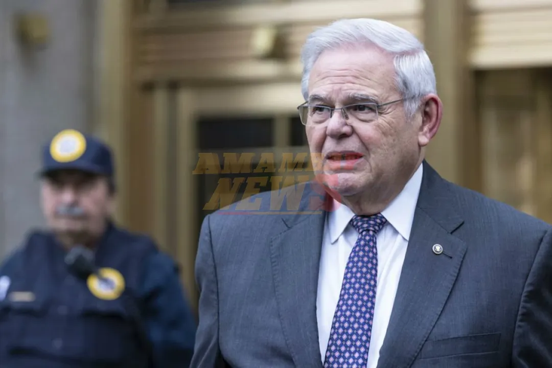 EE.UU.: exsenador Bob Menéndez condenado a 11 años de cárcel