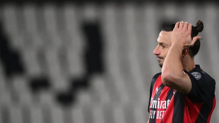 Ibrahimovic fue operado de una rodilla