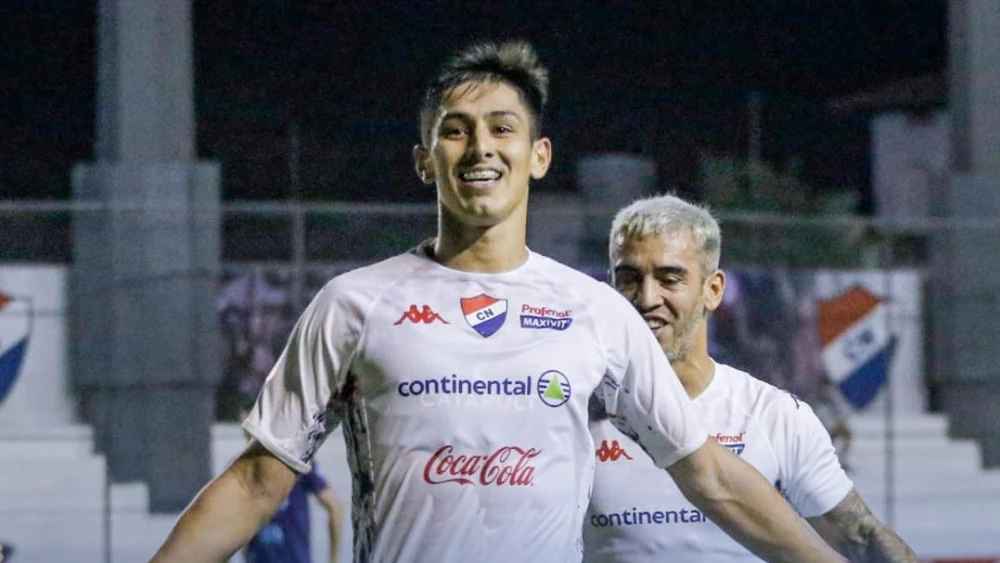 Nacional no falla de local y trepa en la tabla
