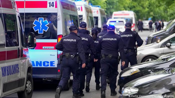 Nueve muertos en un tiroteo en una escuela de Belgrado