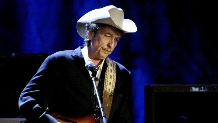 Bob Dylan es acusado de abusar sexualmente de una niña de 12 años en 1965