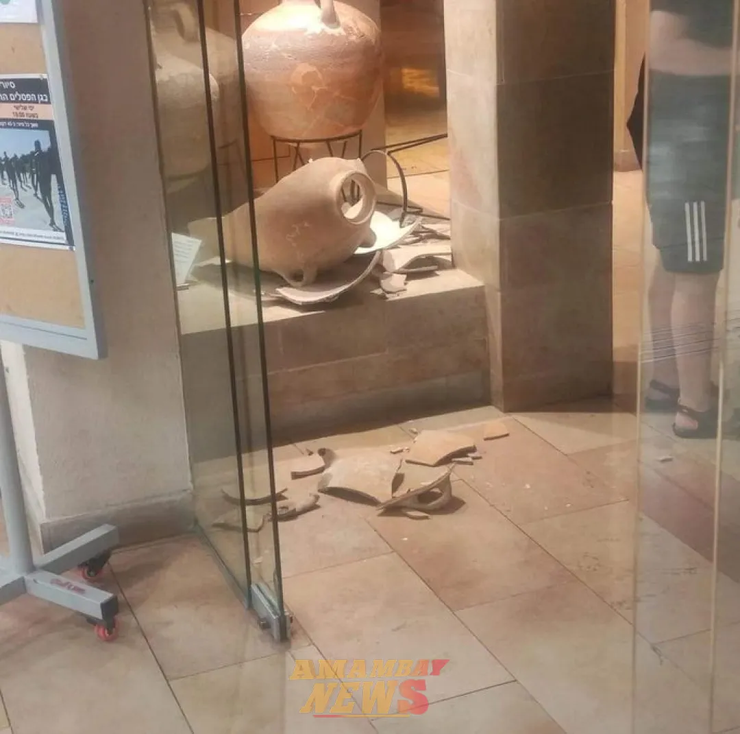 Un niño destroza un jarrón de 3.500 años en un museo de Israel
