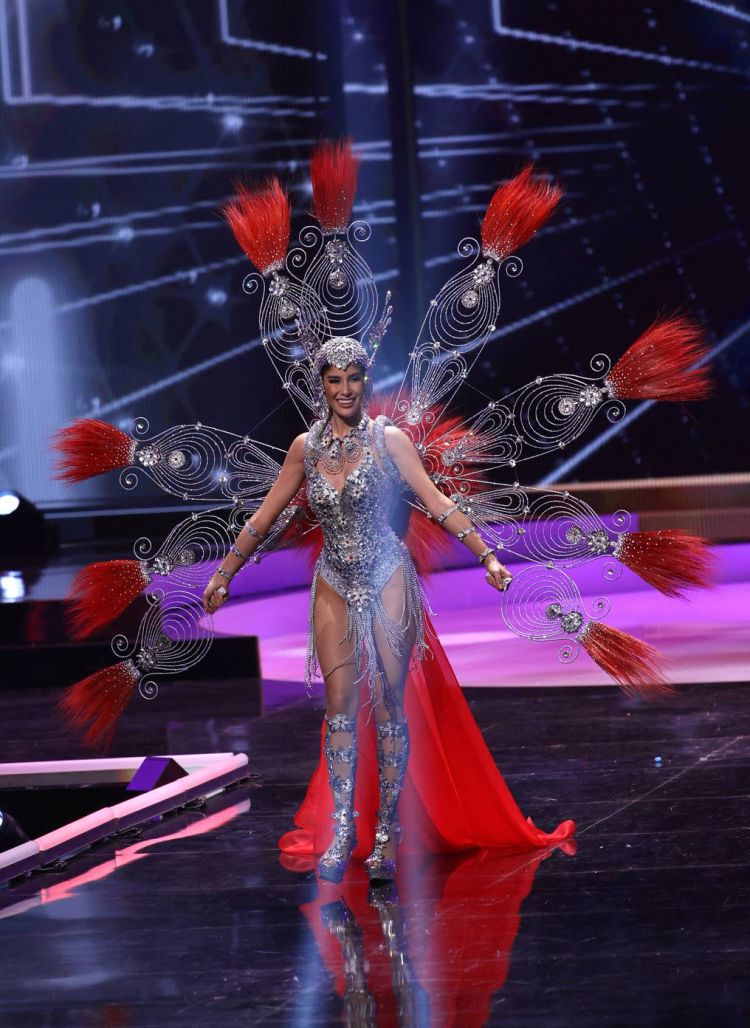 Miss Universo: destacada presencia de Vanessa Castro en competencia preliminar