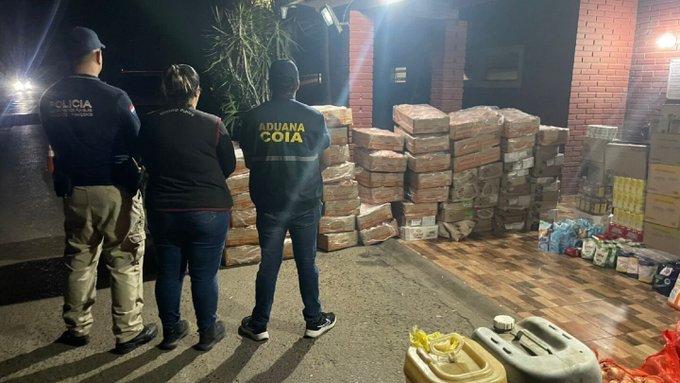 Incautan una tonelada de pollos ingresados de contrabando en Vista Alegre