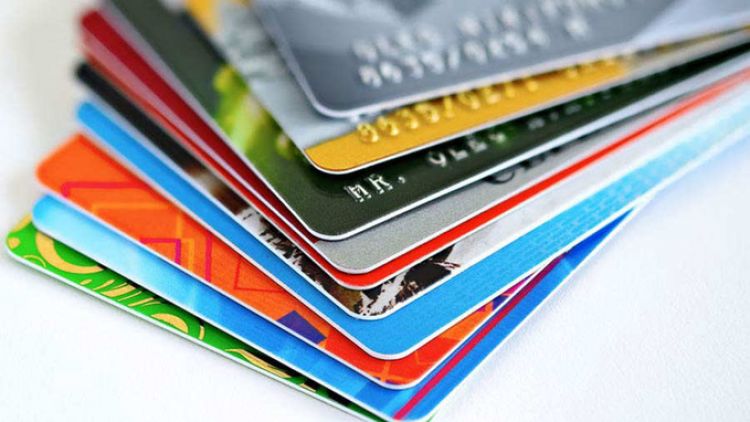 Detienen a clonadores de tarjetas