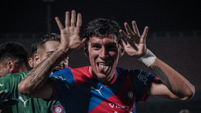 Enzo Giménez seguirá en Cerro Porteño
