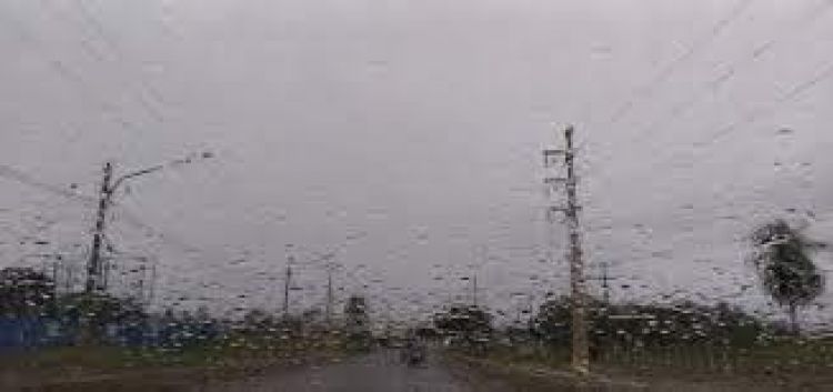 Miércoles cálido, con lluvias y mucha humedad