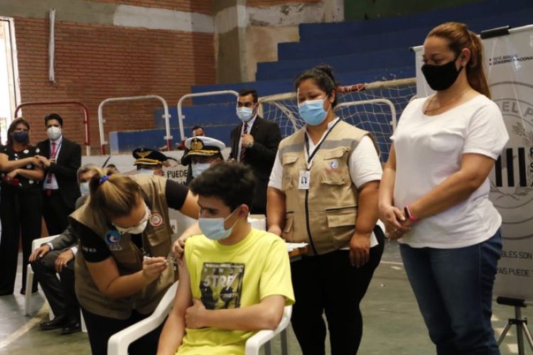 Este miércoles se reportaron 64 contagios y una muerte por coronavirus