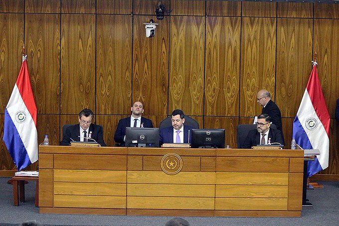 Diputados mantienen día y hora de sus sesiones ordinarias