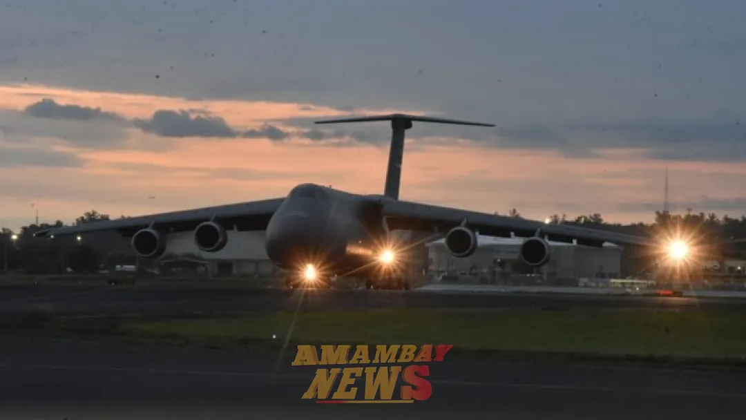 Avión militar más grande de la Fuerza Aérea de EEUU trae donación de carros hidrantes