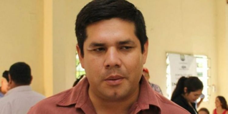 Radiografía de cómo se traga en una comuna: fiscal imputa a intendente