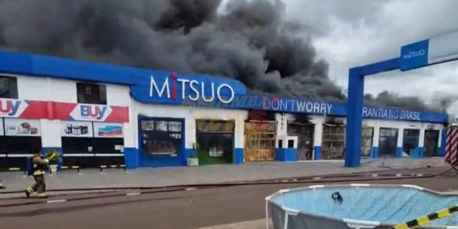 Voraz incendio consume local comercial en Saltos del Guairá