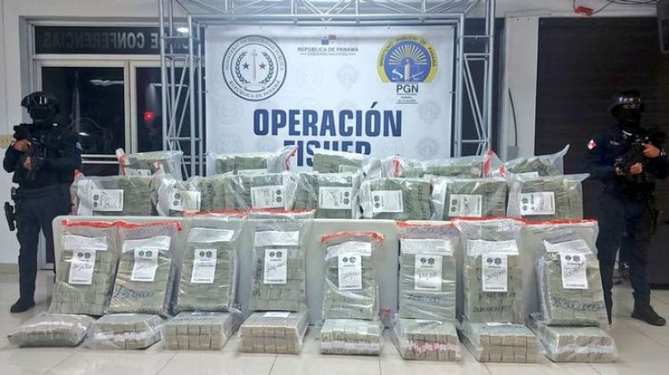 Incautan en Panamá 9,9 millones de dólares vinculados al Clan del Golfo