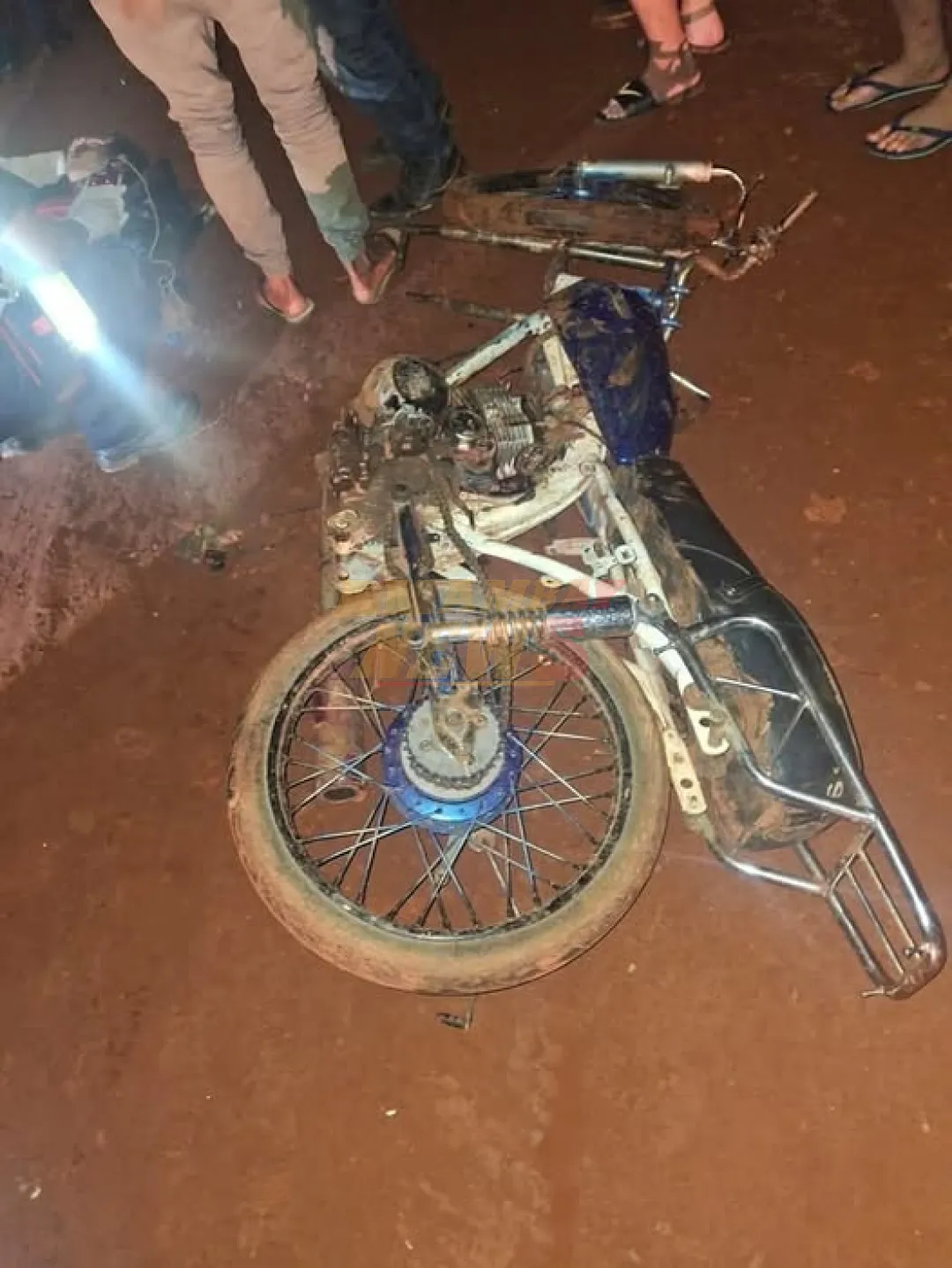 Motociclista muere tras ser embestido por vehículo que huyó del lugar en Juan E. O’Leary