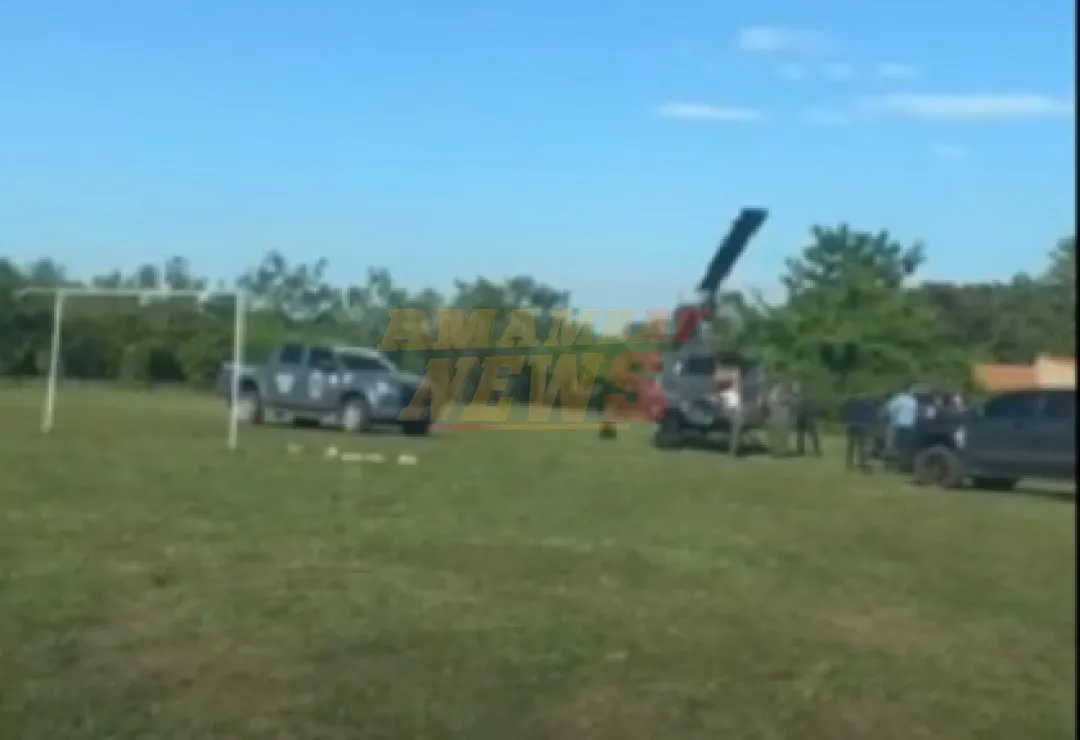 Helicóptero militar aterriza de emergencia con ministro a bordo