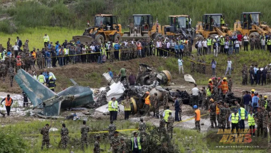 Al menos cinco muertos al estrellarse un avión con 19 personas a bordo en Nepal